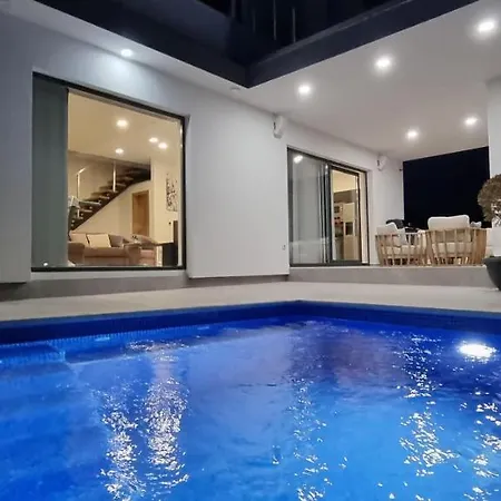 Casa Del Sol Istria - Green And Peaceful Oasis With Private Pool And Parking - 15min From Sea Villa
